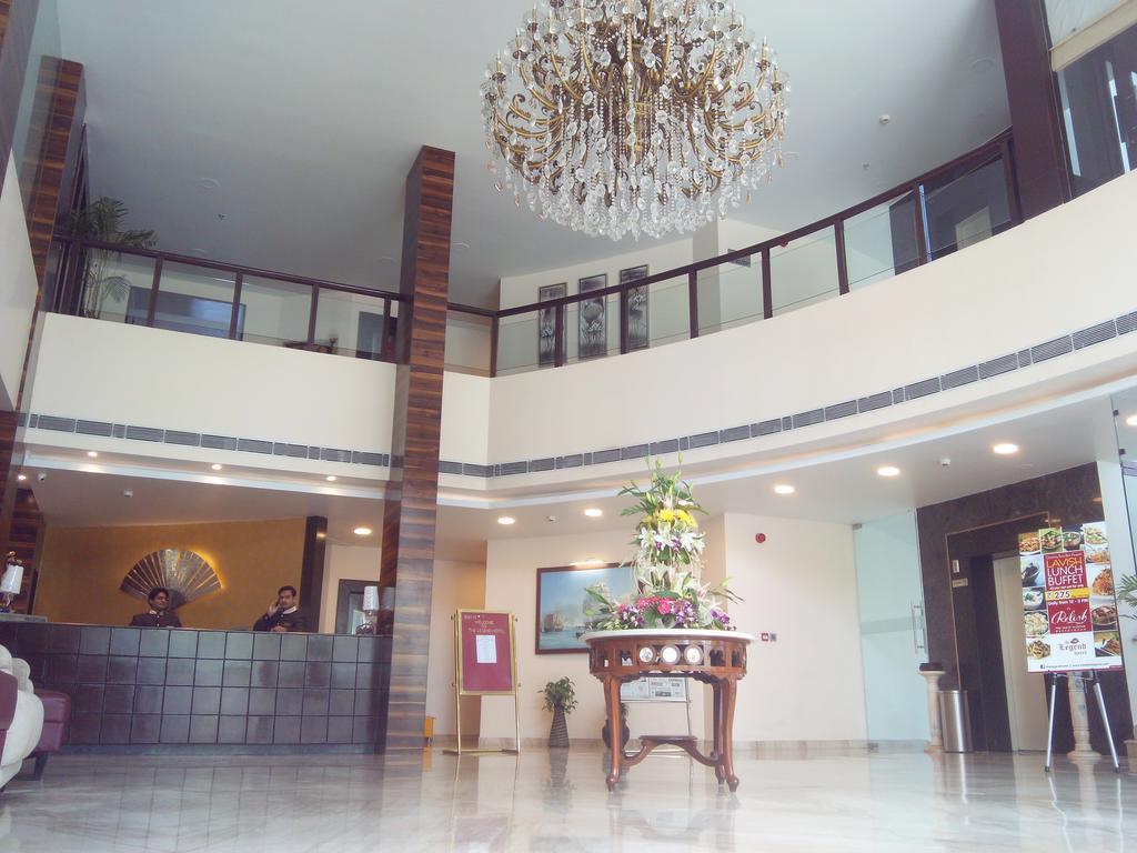 The Legend Hotel Allāhābād Junction Екстериор снимка
